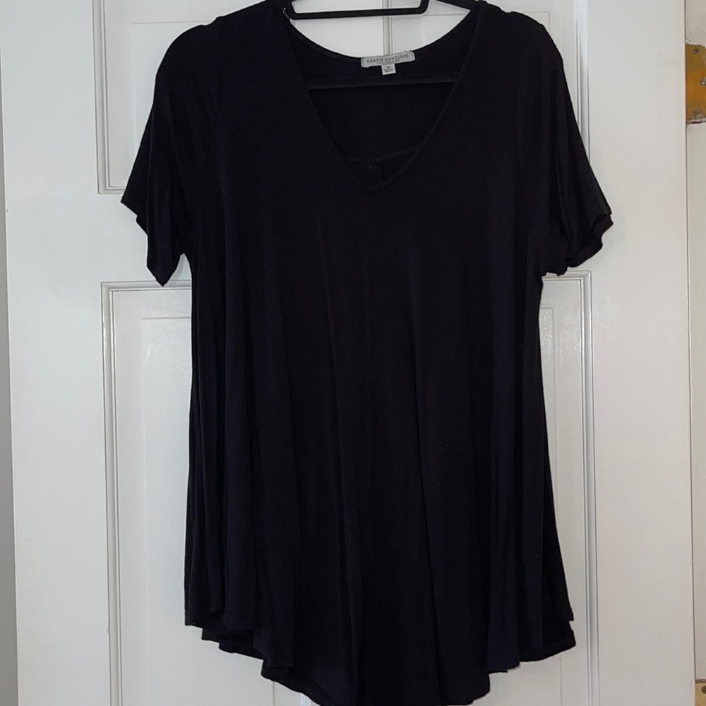 Black Flowy Top 1X